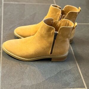 Universal Thread Camel Suede Ankle Booties